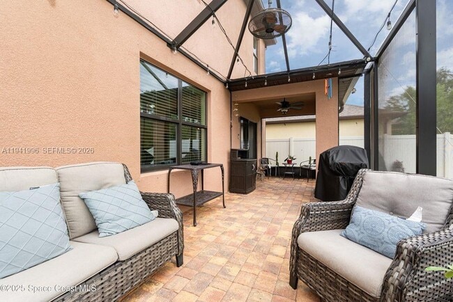 Building Photo - 904 Old Country Rd S E