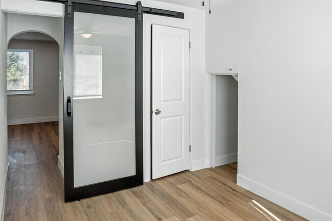 Building Photo - 1364 Lafayette St