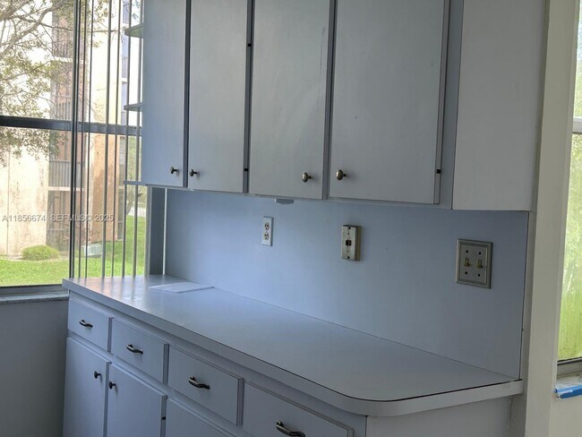 Building Photo - 3651 Environ Blvd