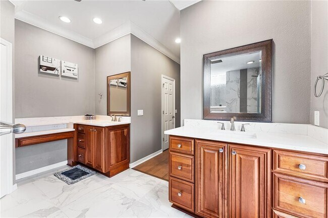 Building Photo - 1308 Thornapple Dr