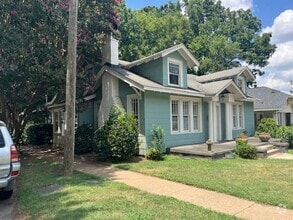 Building Photo - 3 bedroom, 2 bathroom