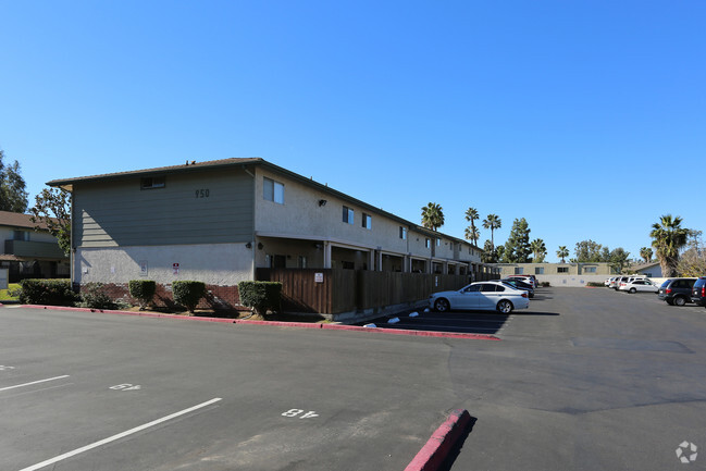 Building Photo - Shannon Arms Apartments