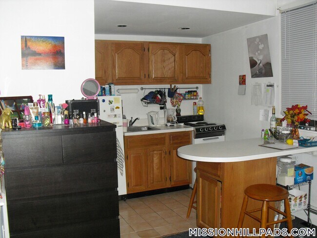 Building Photo - 61 S Huntington Ave