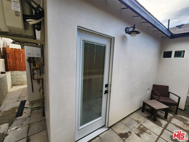 Building Photo - 3333 Thelma St