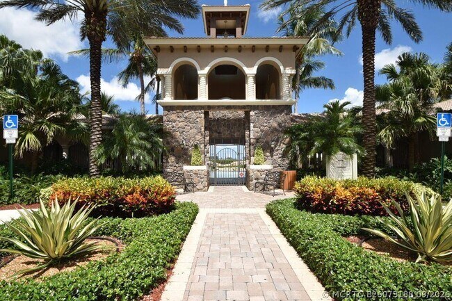 Building Photo - 8800 Cobblestone Point Cir