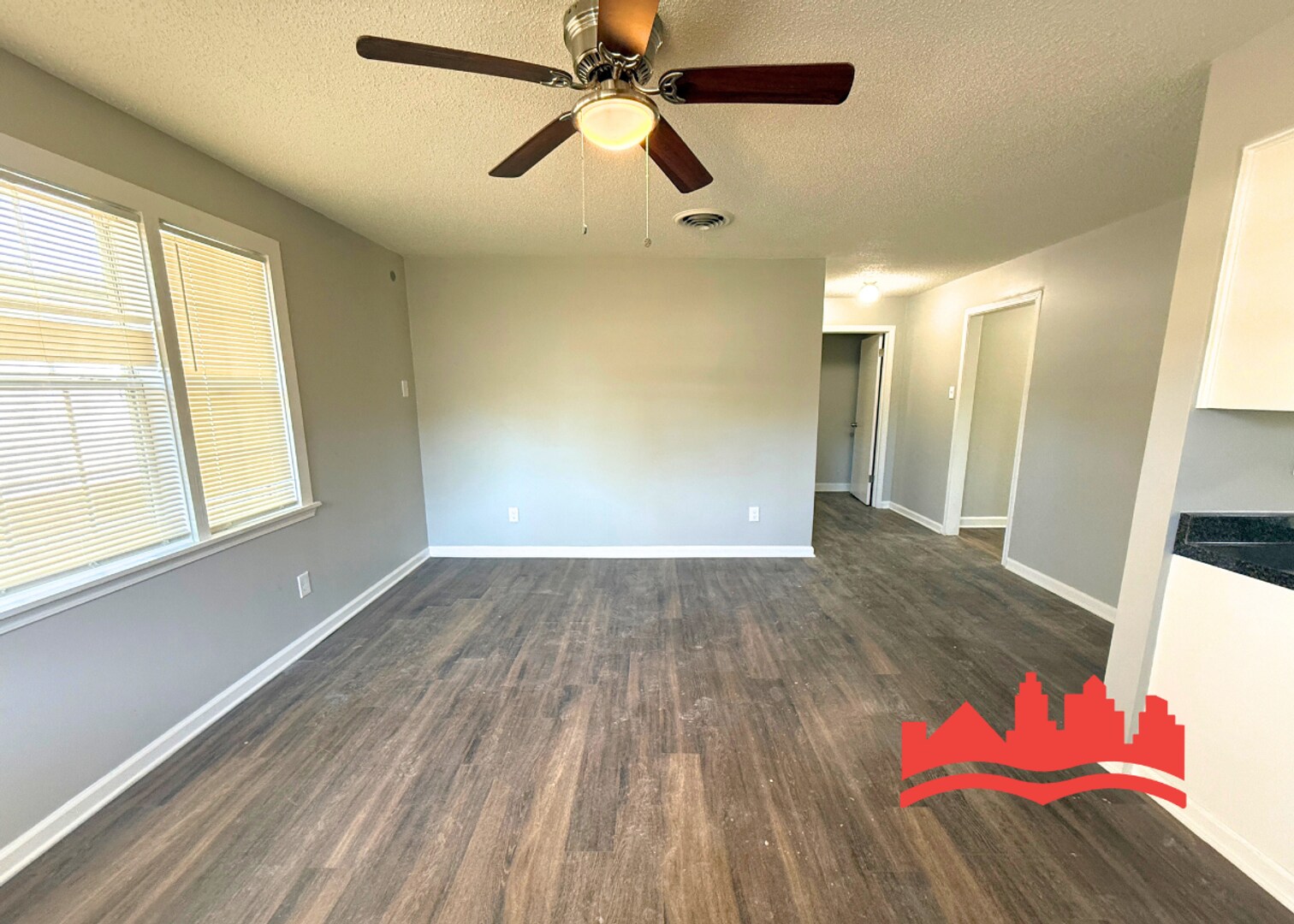 Building Photo - 3620 Sharpe Ave