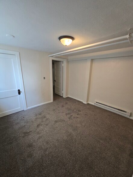 Building Photo - 4528 Bryant Ave S