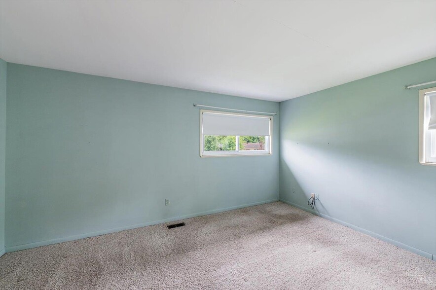 Building Photo - 805 Smiley Ave