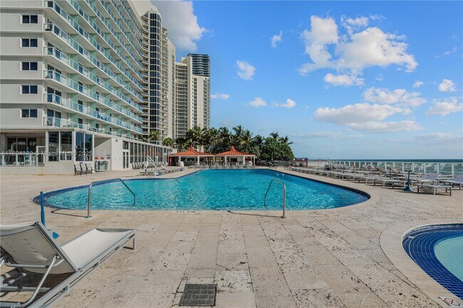 Building Photo - 19201 Collins Ave