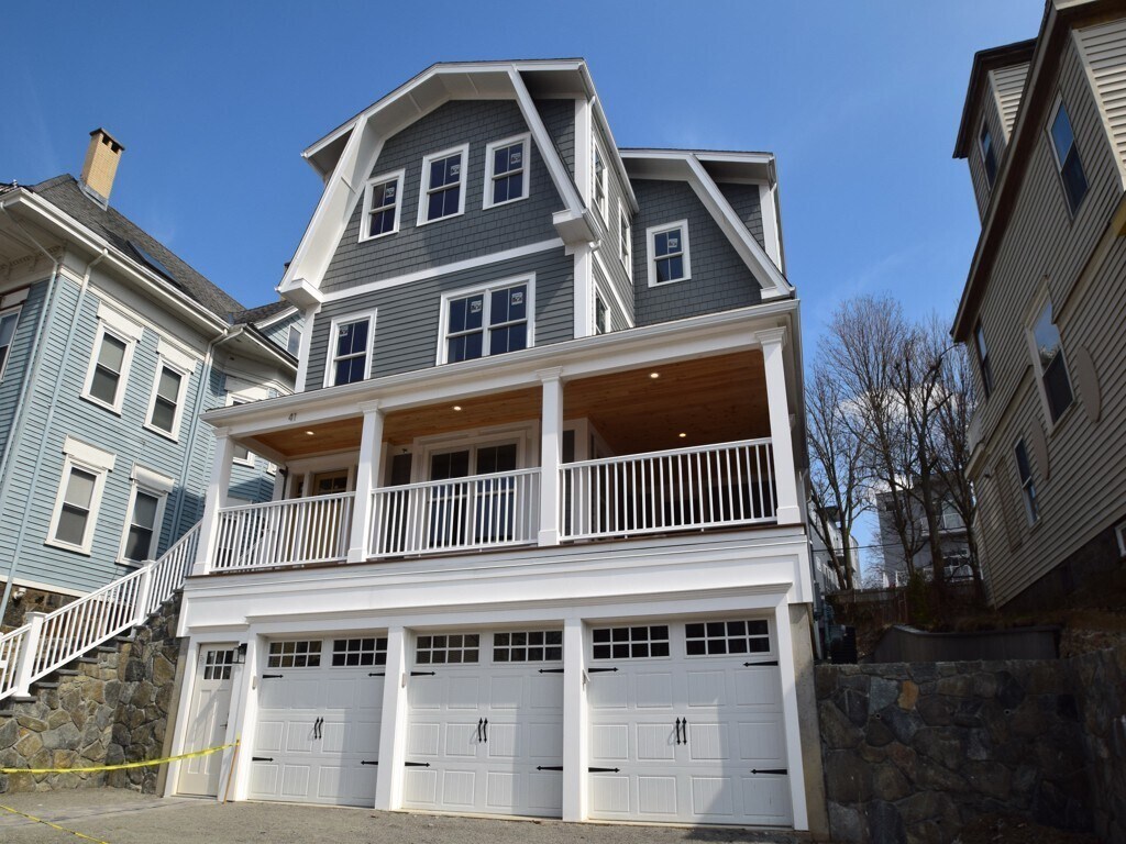 Building Photo - 41 Wenham St