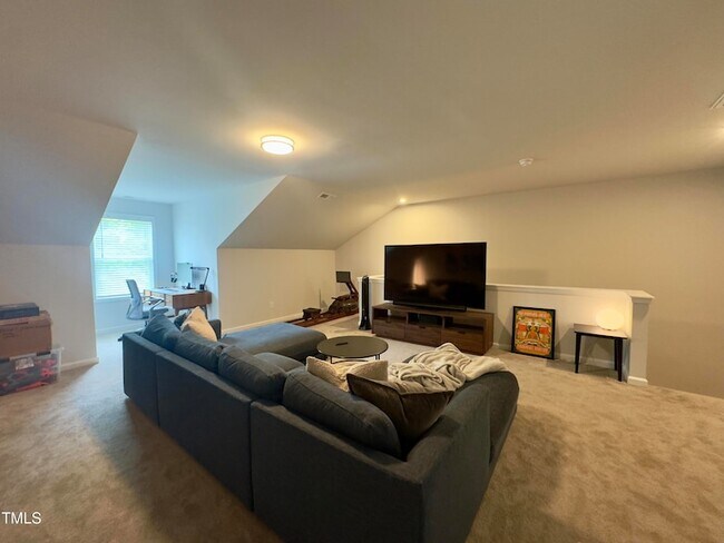 Building Photo - 276 Shingle Oak Rd