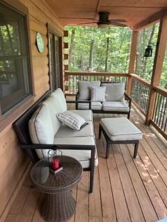 Building Photo - 105 N Arrowhead Dr