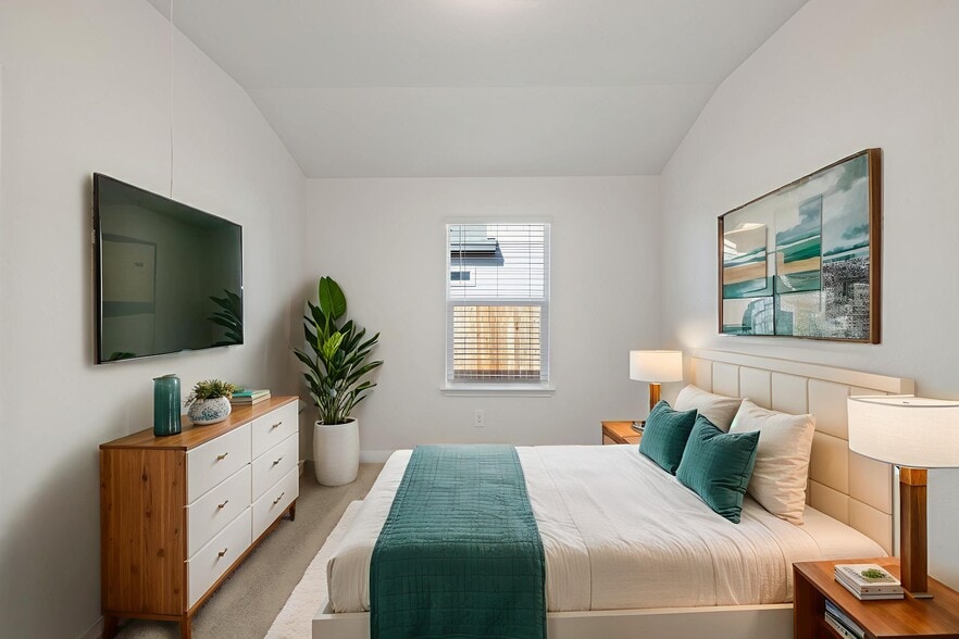 Building Photo - 5000 Stockton Ln