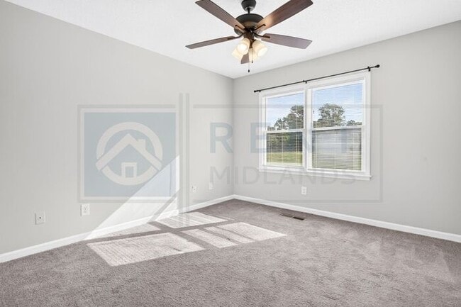 Building Photo - Easy Access to I-77 & Knox Abbott in Cayce!