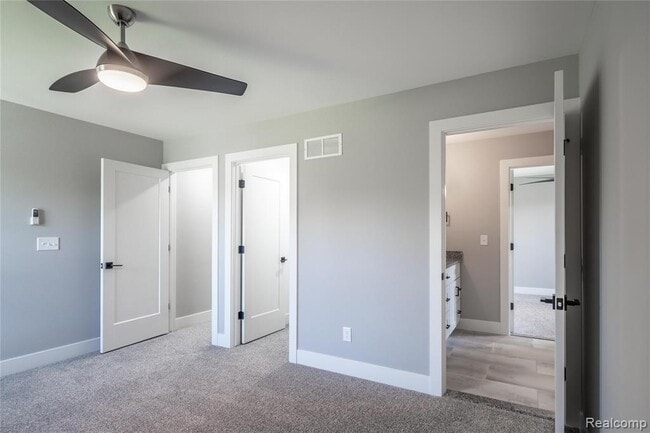 Building Photo - 5344 Birch Dr