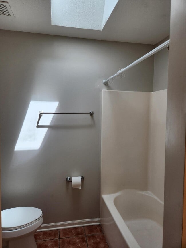 Building Photo - 52 Rue D Honfleur