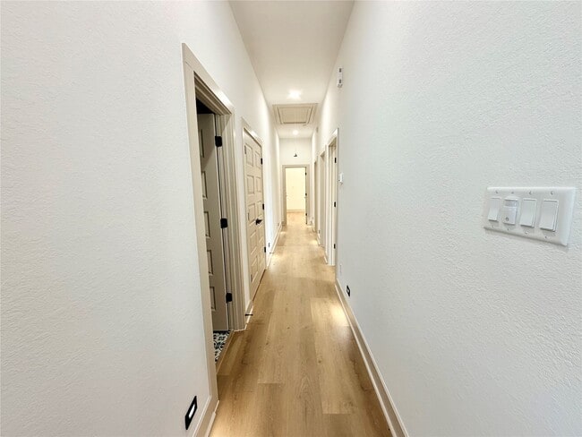 Building Photo - 4214 Clover St