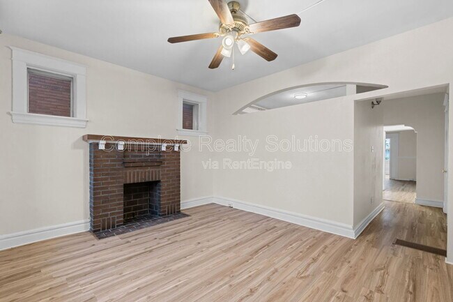 Building Photo - 4301 S 38th St
