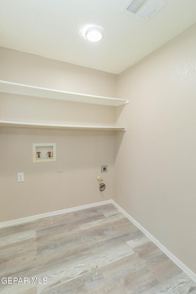 Building Photo - 12029 Crown Woods Ct