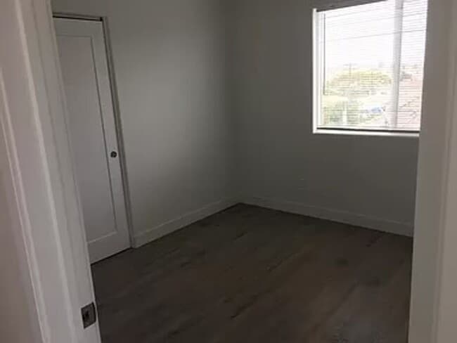 Building Photo - Spacious San Diego Home!