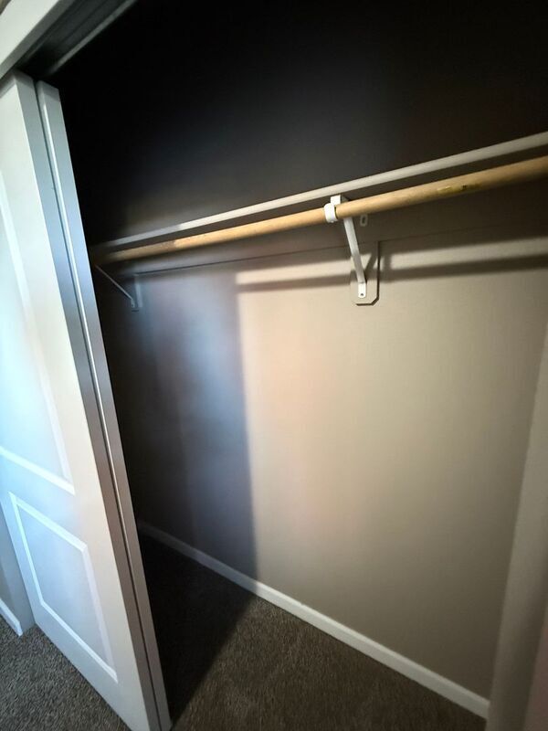 Building Photo - 4255 Hawthorne Ave NE