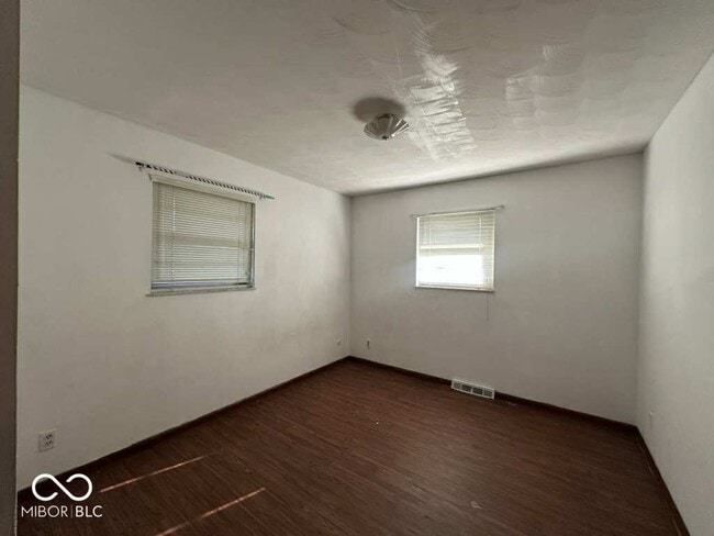 Building Photo - 8240 Burn Ct