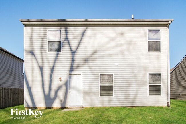 Building Photo - 11419 High Grass Dr