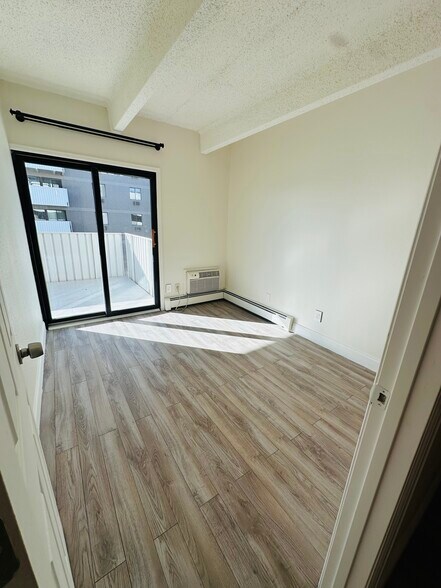 Building Photo - 1011 S Ironton St