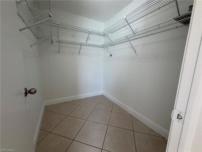 Building Photo - 1392 Churchill Cir