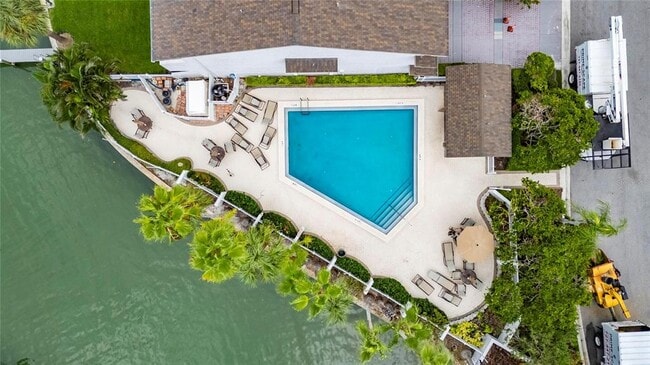 Building Photo - 160 Marina Del Rey Ct