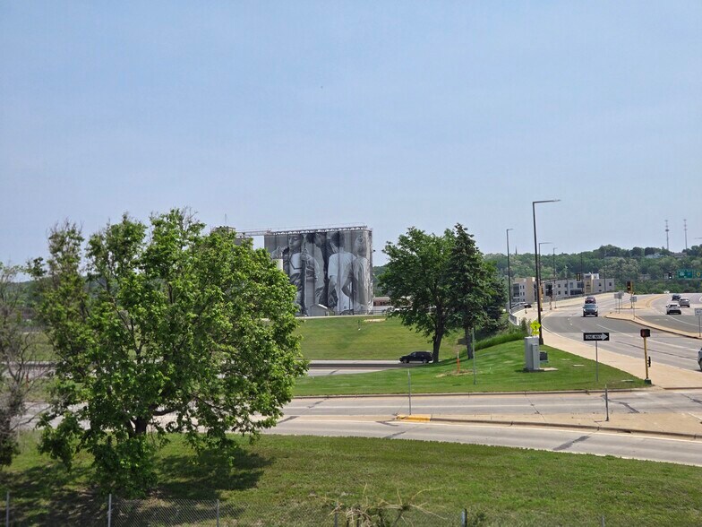 North Mankato View - 200 Belgrade Ave