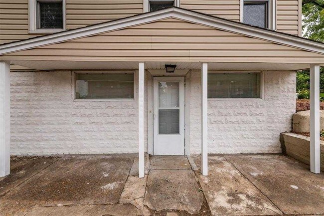 Building Photo - 4477 Neosho St