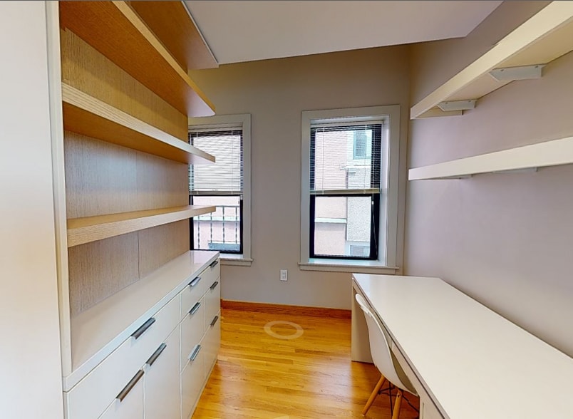 Building Photo - 116 Mount Auburn St