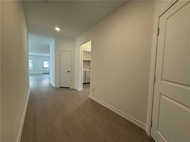 Building Photo - 7925 Wonder Woman Dr