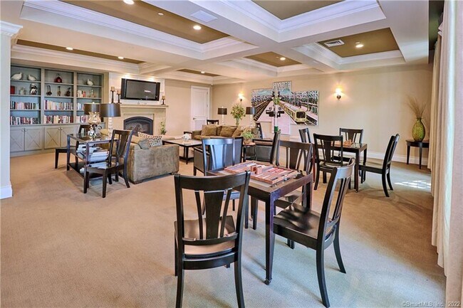 Building Photo - 100 Stone Ridge Way