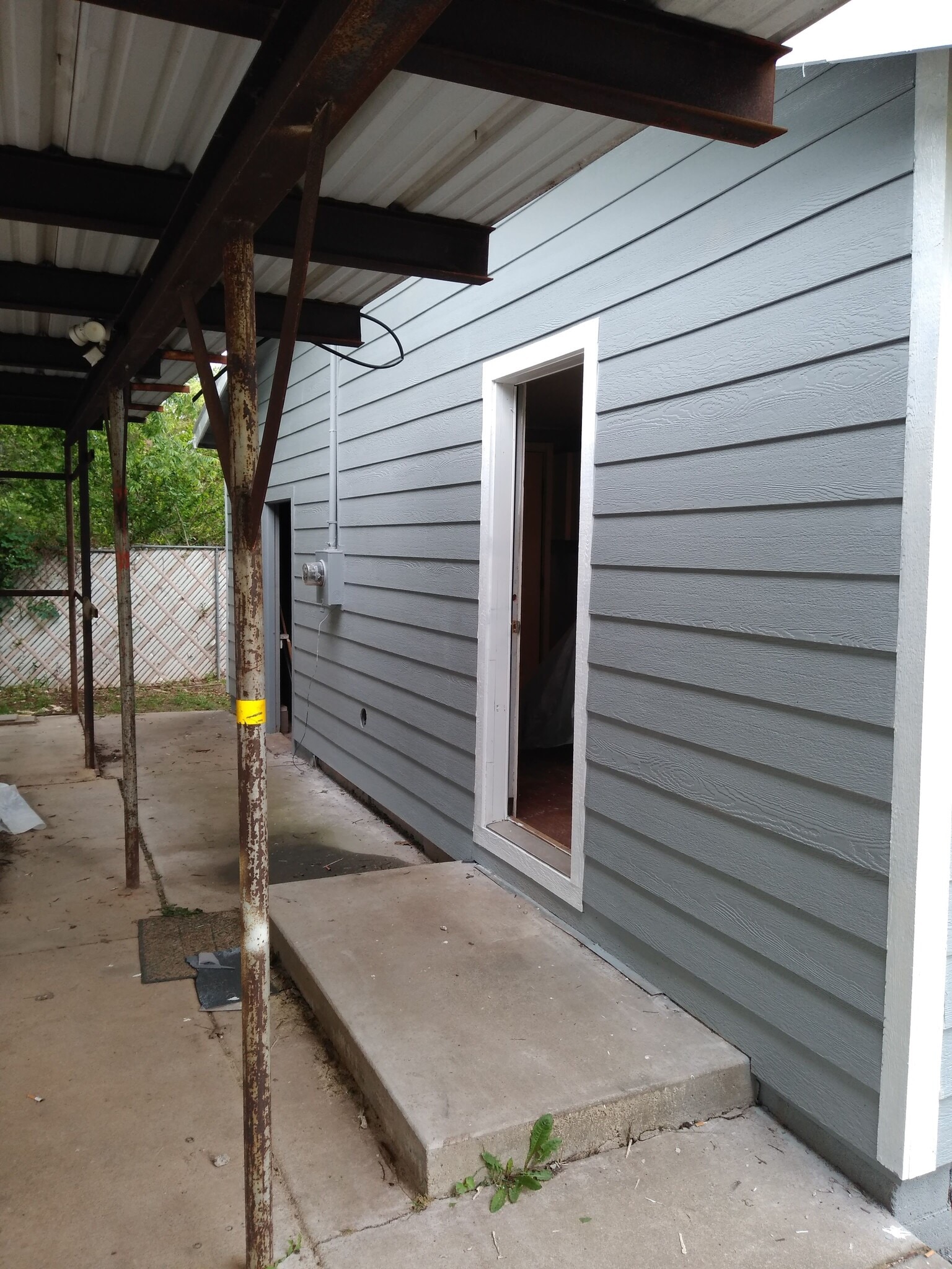 Building Photo - 1204 S Fern St