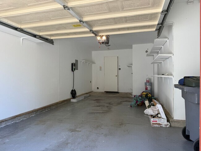 Building Photo - 704 Winstead Ct