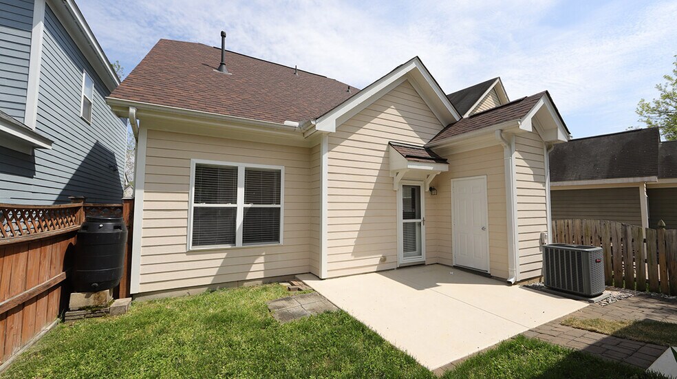 Building Photo - 10817 Connally Ln