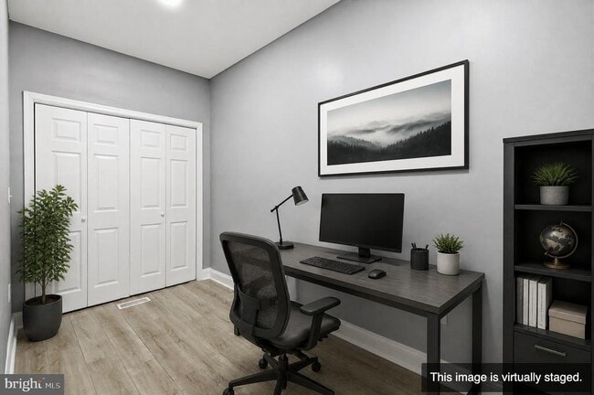Building Photo - 1651 Darley Ave