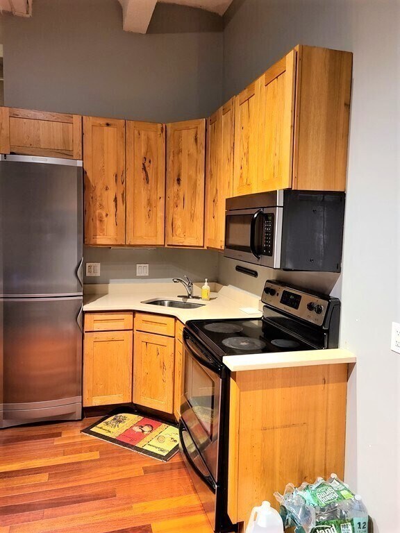 Building Photo - 12 Stoneholm St