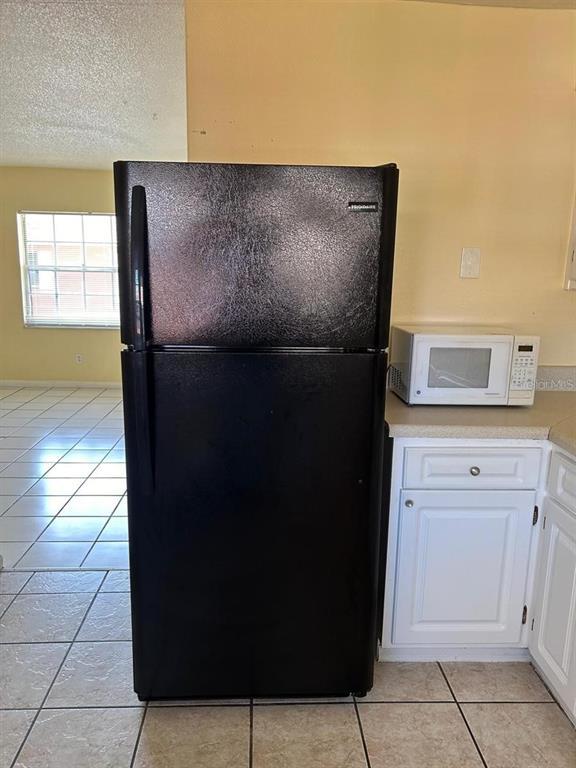 Building Photo - 1627 W Oak Ridge Rd