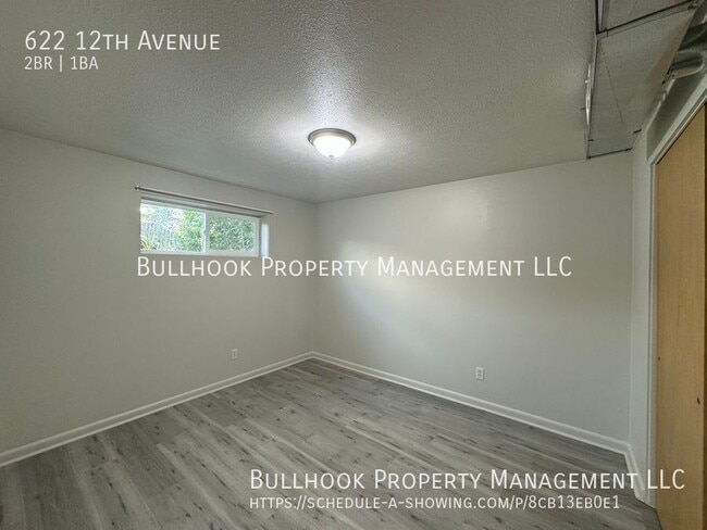 Building Photo - 622 12th Ave