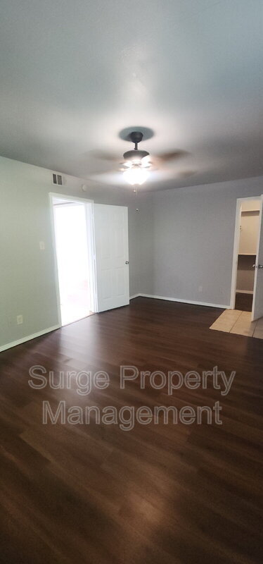 Building Photo - 6721 Loma Vista Dr