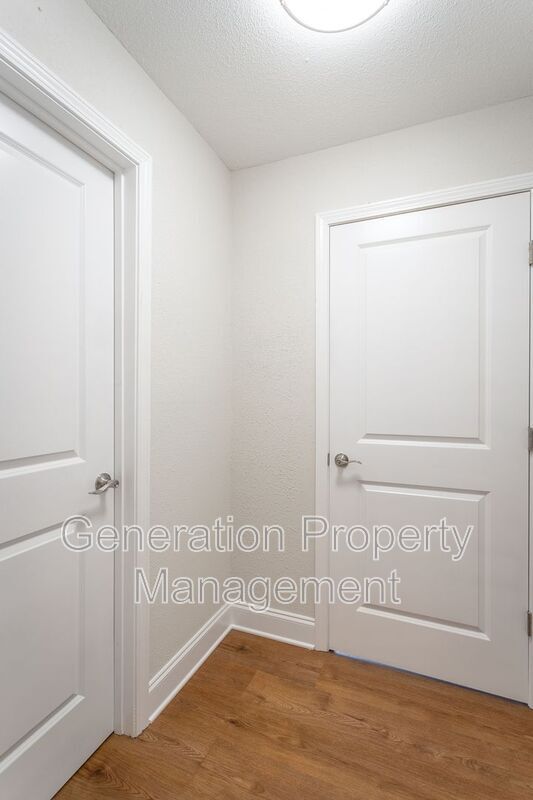 Building Photo - 1902 S Watkins St