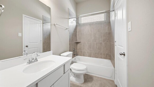 Building Photo - 1907 Meadow Trail Dr