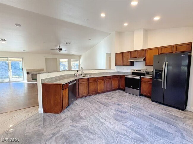 Building Photo - 161 Swale Ln