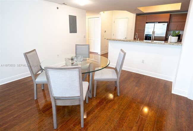 Building Photo - 2641 N Flamingo Rd