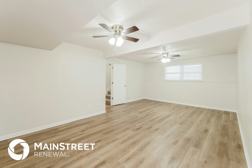 Building Photo - 1607 Christi Ln