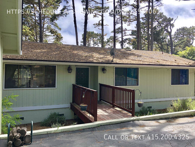 Building Photo - Large Pebble Beach Home