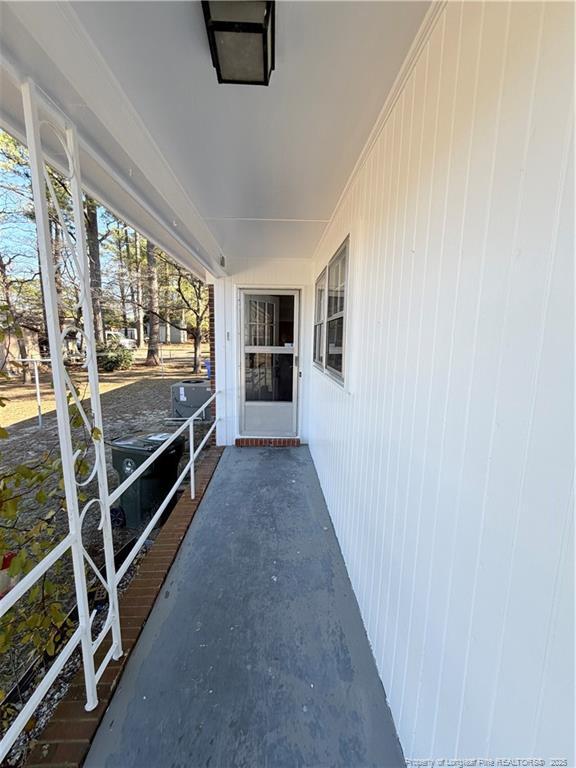 Building Photo - 601 Helen St